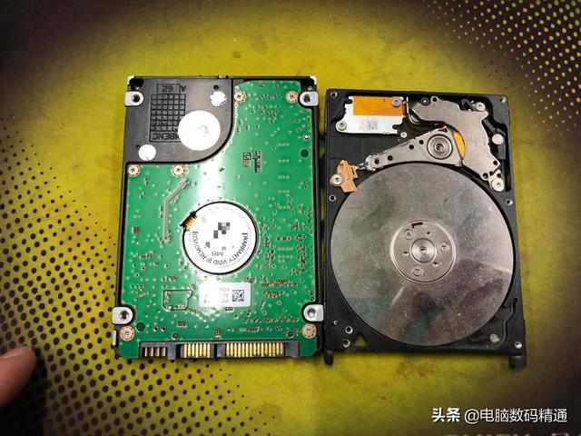 所谓的数据恢复是什么意思？硬盘上面的数据是如何恢复出来的？-第2张图片-贝塔运维
